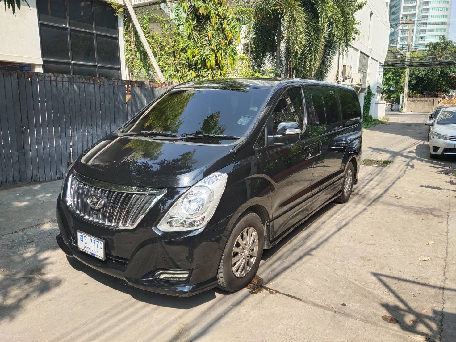 thuê xe 7 chỗ tại chiang mai 